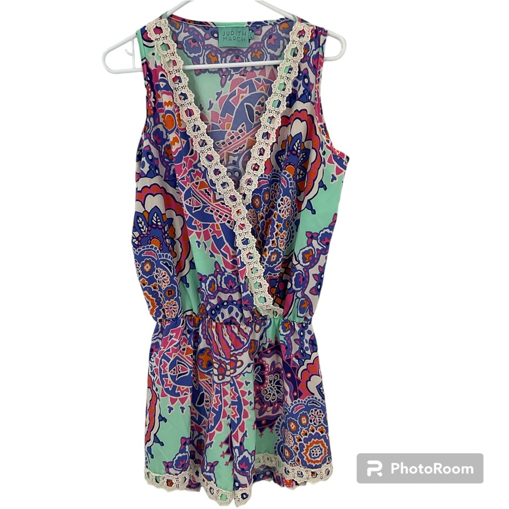 Judith March Romper Shorts Floral Abstract Supplice V-neck Snap Lace Trim Summer